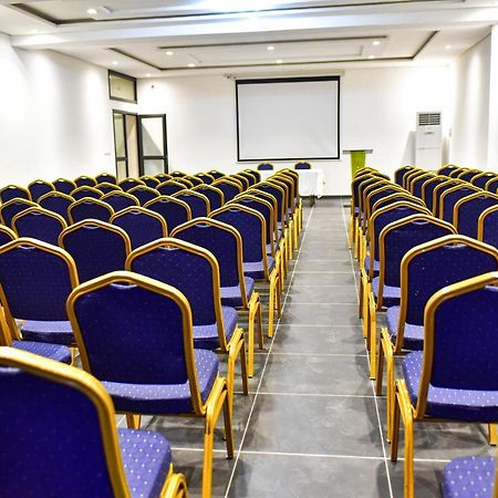Robert'S Hotel Abican Dış mekan fotoğraf