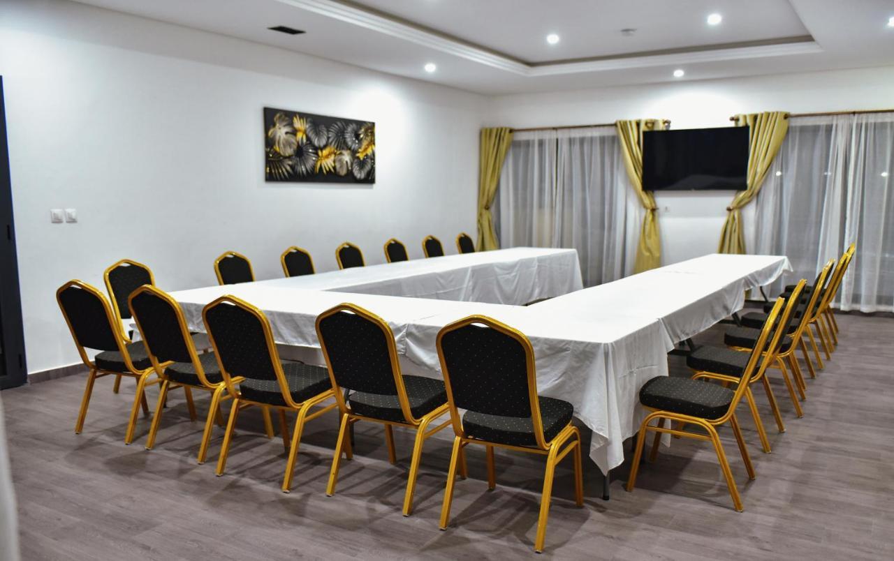 Robert'S Hotel Abican Dış mekan fotoğraf